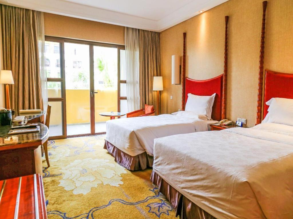 Ocean Spring Metropark Hotel Чжухай Экстерьер фото